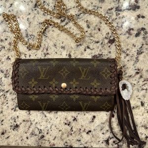 AUTHENTIC Revamped Vintage Louis Vuitton Sarah Wallet with Removable Chain